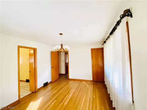 763 National Rd, Wheeling, WV 26003 photo 9