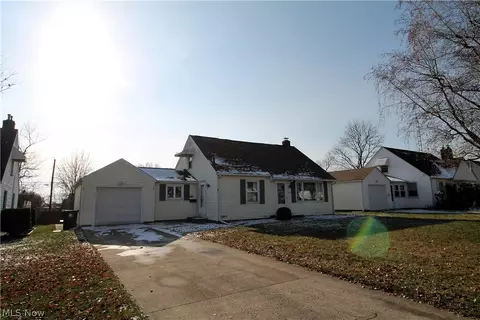 4200 2nd St NW, Canton, OH 44708 photo 2