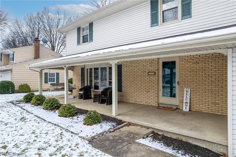 408 Dohner Dr, Wadsworth, OH 44281 photo 2