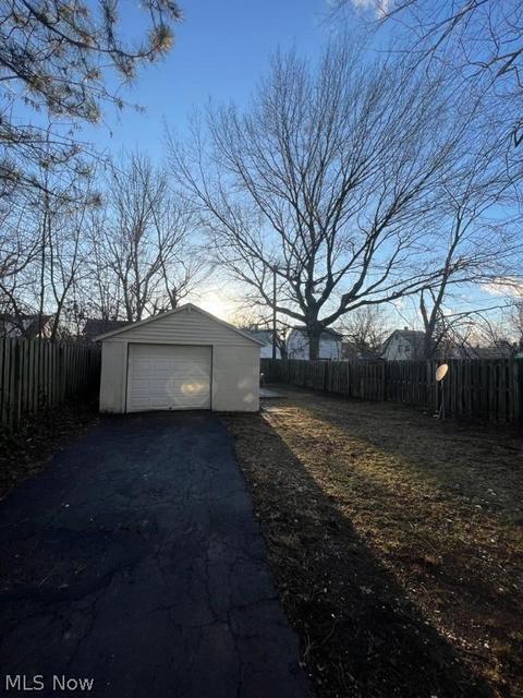 1530 E 196th St, Euclid, OH 44117 photo 25