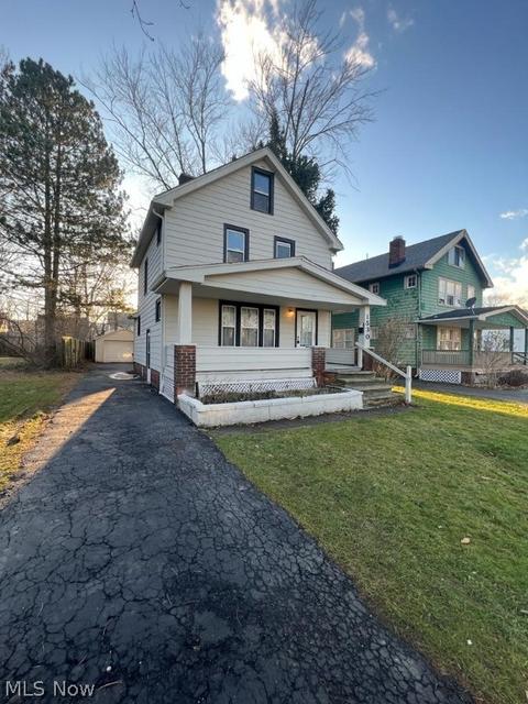 1530 E 196th St, Euclid, OH 44117 photo 1