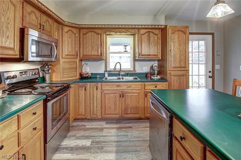 454 County Road 40, Sullivan, OH 44880 photo 2