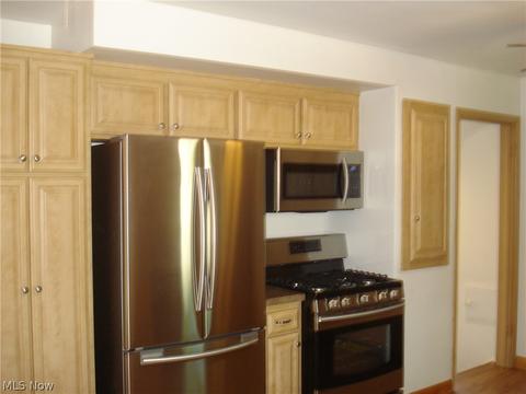 1780 E 232nd St, Euclid, OH 44117 photo 4