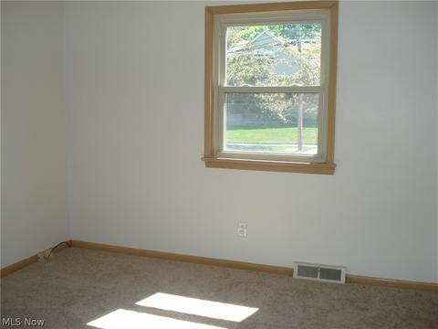 1780 E 232nd St, Euclid, OH 44117 photo 17