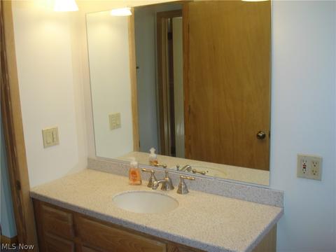 1780 E 232nd St, Euclid, OH 44117 photo 11
