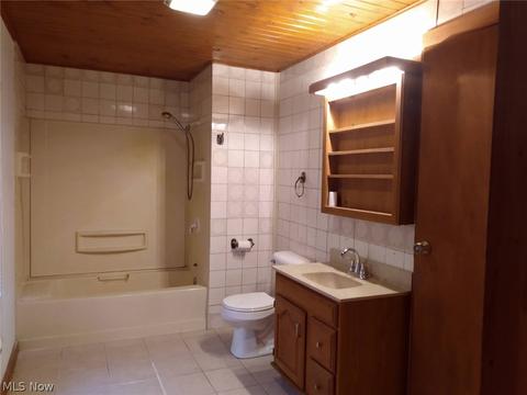 4133 S Ridge Rd W, Ashtabula, OH 44004 photo 8