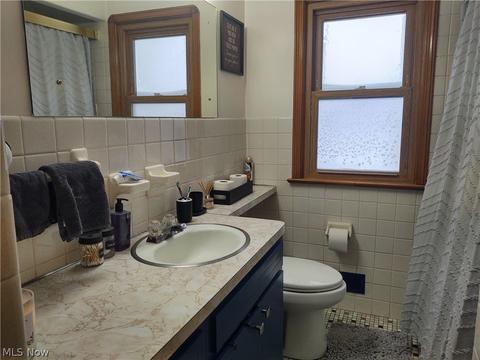 8918 Biddulph Rd, Brooklyn, OH 44144 photo 14
