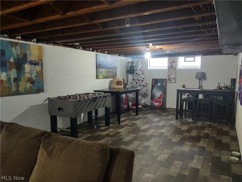 8918 Biddulph Rd, Brooklyn, OH 44144 photo 16