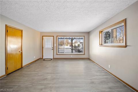 930 Westshore Dr, Ashtabula, OH 44004 photo 9