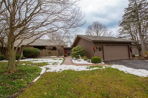 440 Pond Run, Aurora, OH 44202 photo 1
