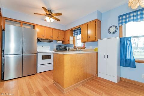 2306 W 16th St, Ashtabula, OH 44004 photo 6