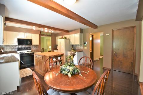 1349 Valley View Dr, Boardman, OH 44512 photo 11
