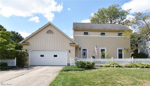 1349 Valley View Dr, Boardman, OH 44512 photo 1