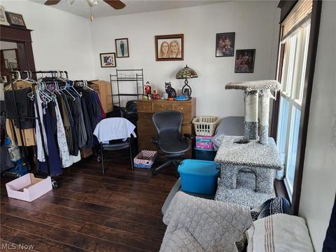 156 Park Ave, Struthers, OH 44471 photo 4