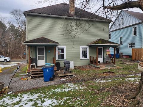 156 Park Ave, Struthers, OH 44471 photo 2
