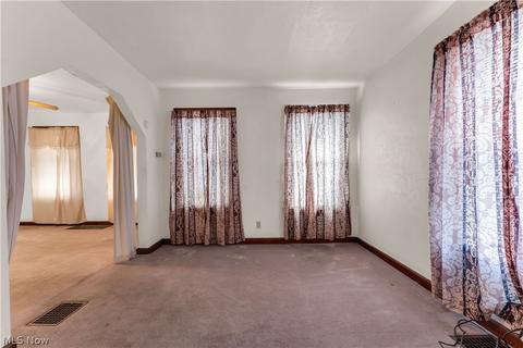 1961 E 29th St, Lorain, OH 44055 photo 7