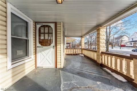 1961 E 29th St, Lorain, OH 44055 photo 3