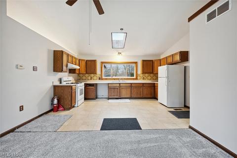 1038 E 21st St, Ashtabula, OH 44004 photo 14