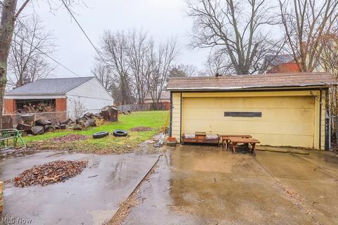 18219 Libby Rd, Maple Heights, OH 44137 photo 30