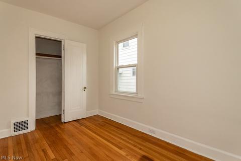 141 E 216th St, Euclid, OH 44123 photo 17