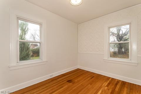 141 E 216th St, Euclid, OH 44123 photo 16