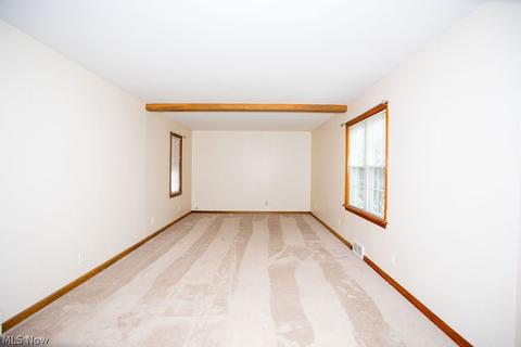 86 Renee Dr, Struthers, OH 44471 photo 11