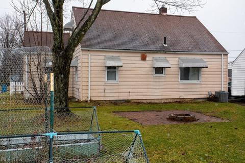 86 Renee Dr, Struthers, OH 44471 photo 10