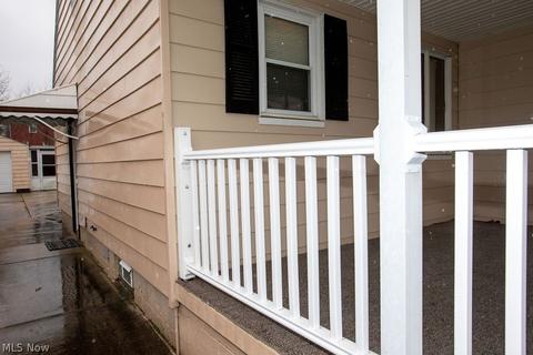 86 Renee Dr, Struthers, OH 44471 photo 5