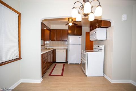 86 Renee Dr, Struthers, OH 44471 photo 15
