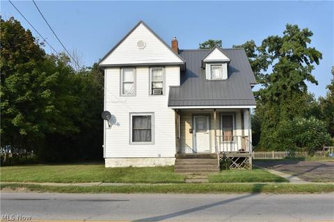 2808 Lake Ave, Ashtabula, OH 44004 photo 1