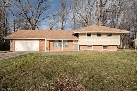 345 Claymore Blvd, Richmond Heights, OH 44143