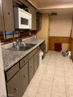18510 Libby Rd, Maple Heights, OH 44137 photo 13