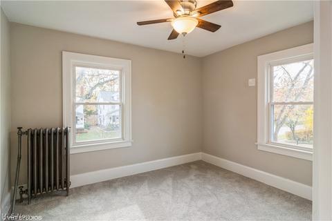 318 Cambridge Ave, Elyria, OH 44035 photo 10