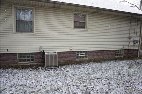 7525 State Rd, Parma, OH 44134 photo 2