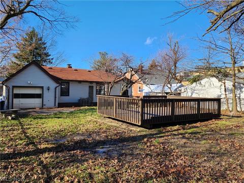 1403 E 221st St, Euclid, OH 44117 photo 1