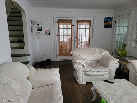 276 E 193rd St, Euclid, OH 44119 photo 3