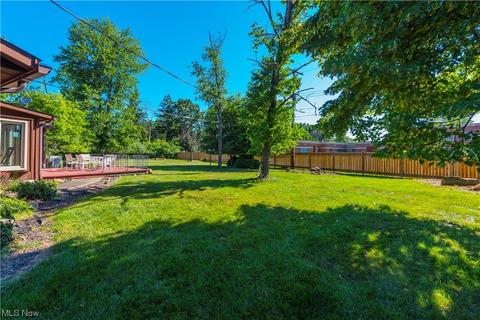 349 Hamilton Cir, Elyria, OH 44035 photo 5