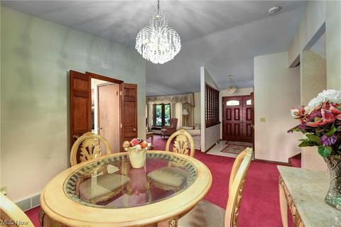 349 Hamilton Cir, Elyria, OH 44035 photo 15