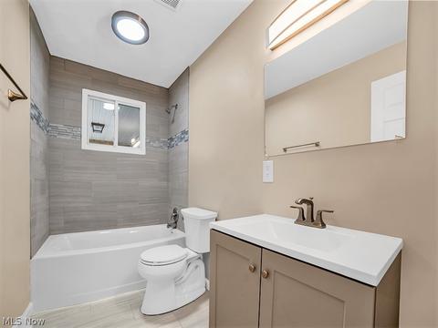 517 High St, Elyria, OH 44035 photo 12