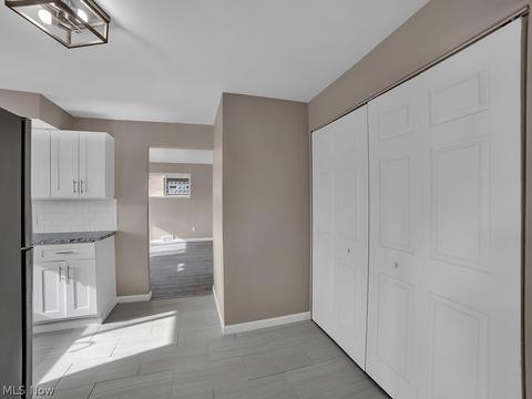 517 High St, Elyria, OH 44035 photo 6