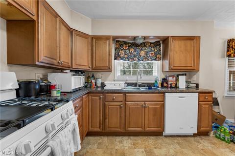 1840 E 225th St, Euclid, OH 44117 photo 8