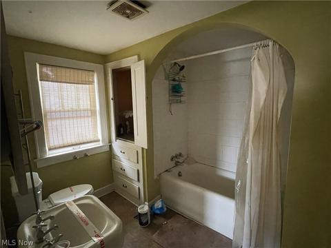 1243 Gorge Blvd, Akron, OH 44310 photo 13