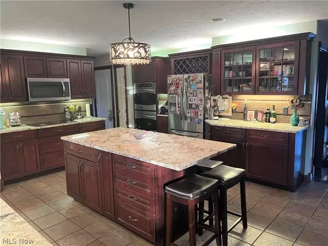 9346 Ivan Pl, Mentor, OH 44060 photo 13