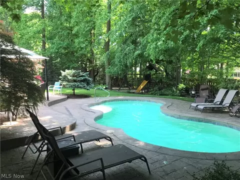 9346 Ivan Pl, Mentor, OH 44060 photo 3