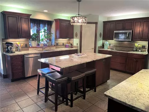 9346 Ivan Pl, Mentor, OH 44060 photo 12