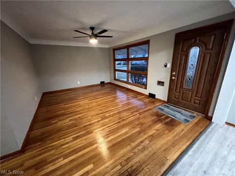 6306 Forest Ave, Parma, OH 44129 photo 4