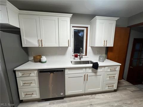 6306 Forest Ave, Parma, OH 44129 photo 12