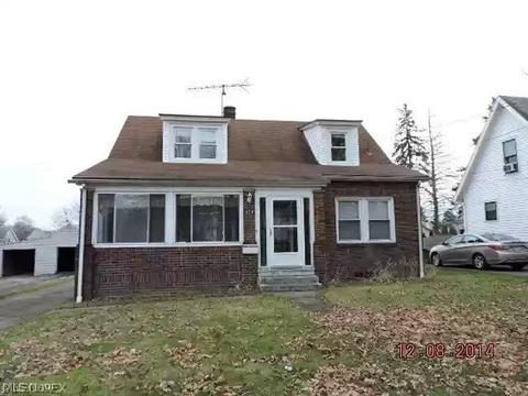 526 8th St, Struthers, OH 44471 photo 1