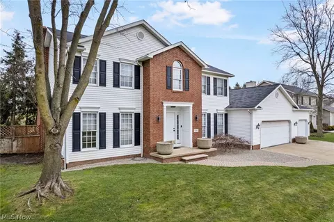 7080 Fenwick Ave NE, Canton, OH 44721 photo 1