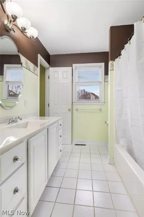 7080 Fenwick Ave NE, Canton, OH 44721 photo 22